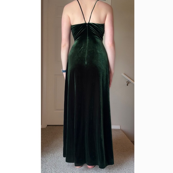 ✨✨Jasmine B2 Dress Hunter Green Velvet Stretch Spaghetti Strap Party SZ 8 10 - Picture 4 of 9